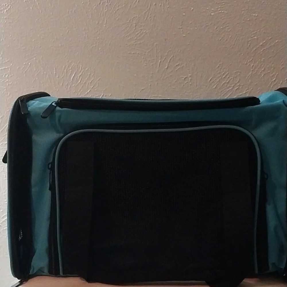 Echohana NWOT Pet Carrier